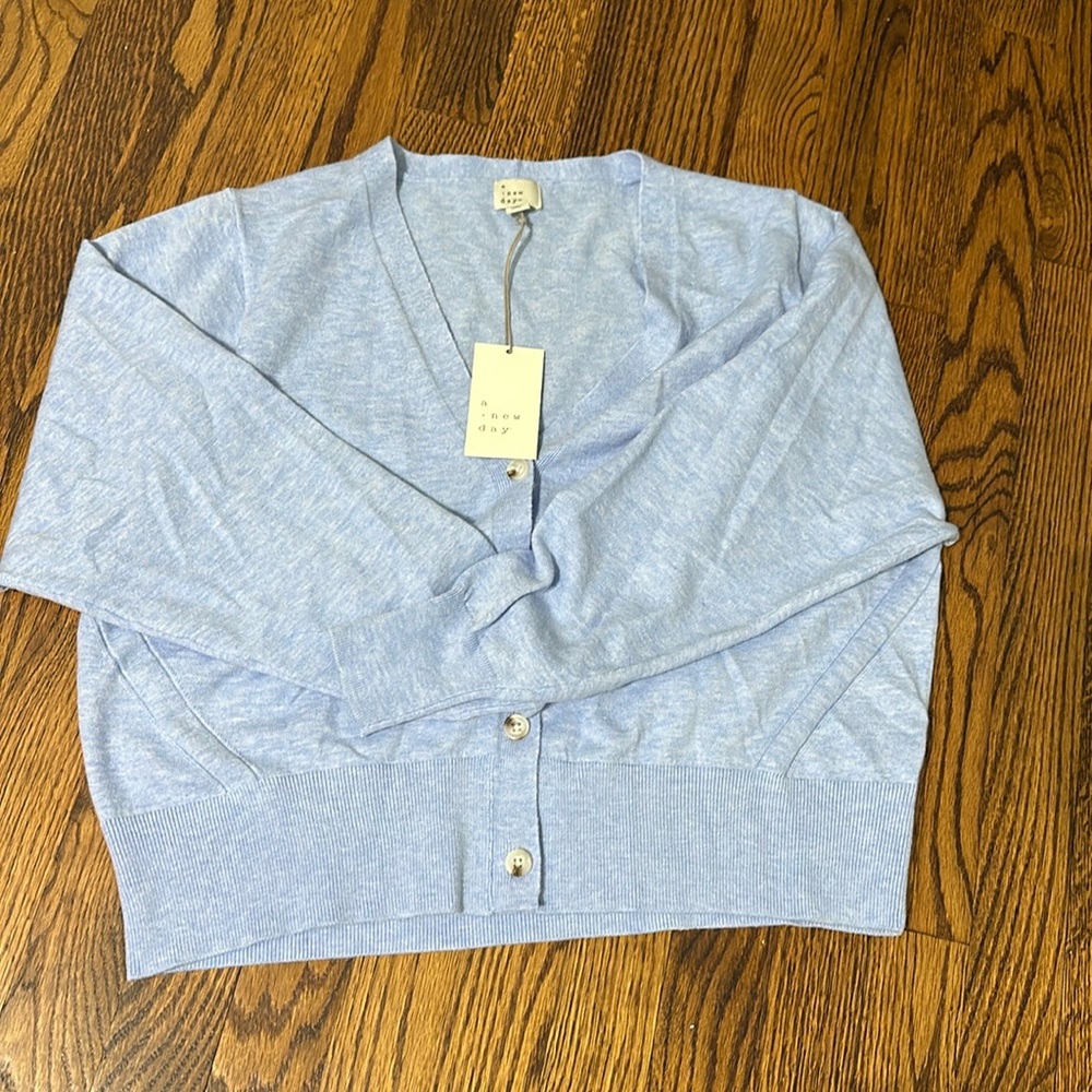 Cropped sweater